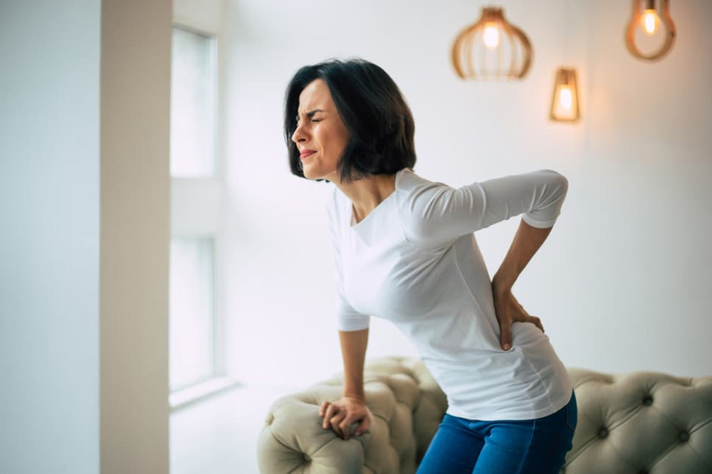 Failed spinal fusion can lead to revision spinal surgery syndrome, causing persistent symptoms or new complications.